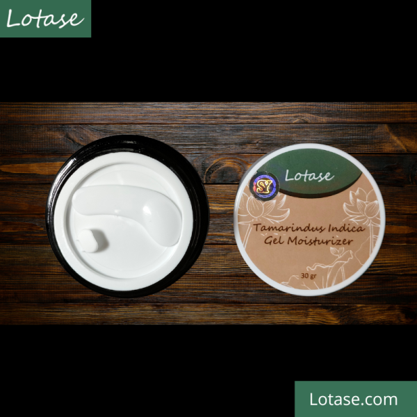 Lotase Tamarindus Indica Gel Moisturizer 30g tampak atas