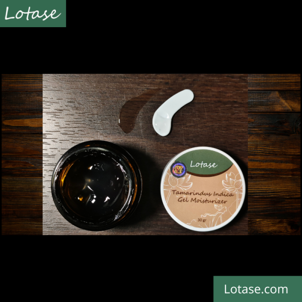 Kemasan dan tekstur Lotase Tamarindus Indica Gel Moisturizer 30g